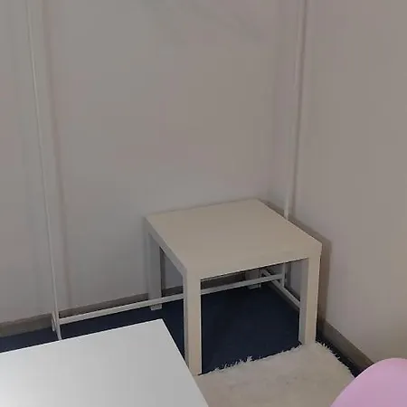 Chrobrego 13 アパート カトヴィツェ